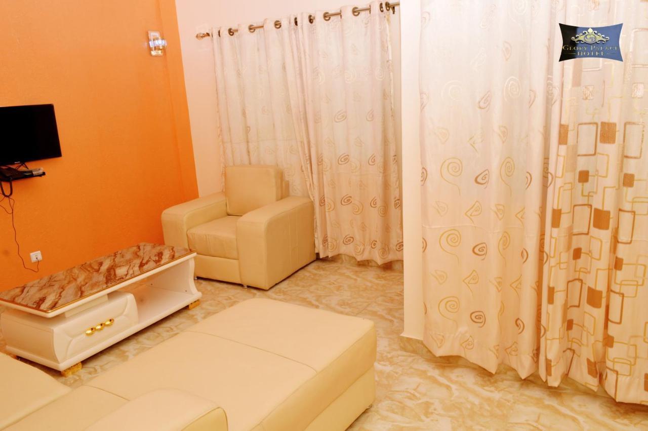 Glory Palace Hotel Cotonou Exterior foto